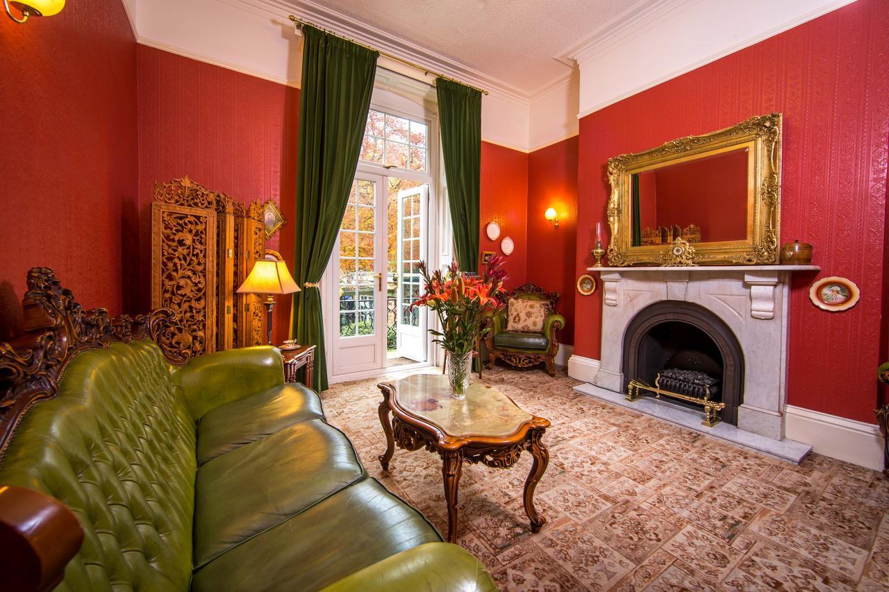 Alhambra Court Hotel York Kültér fotó